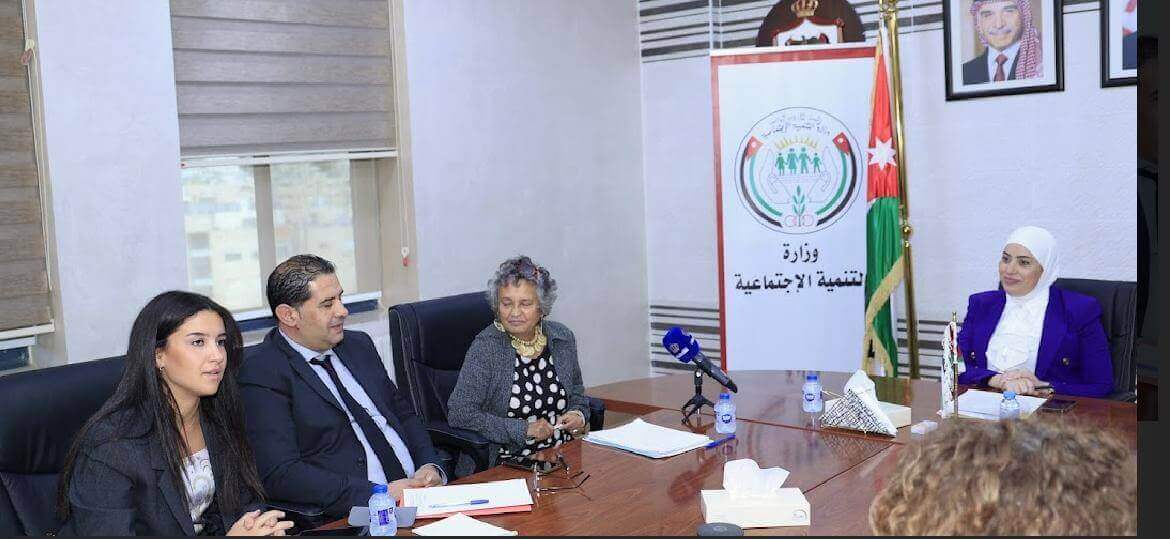 Minister of Social Development of Jordan Wafa Beni Mustafa received Algerian delegation